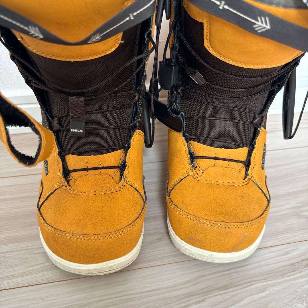 美品DEELUXE ID LARA ララ22.5 ベージュ