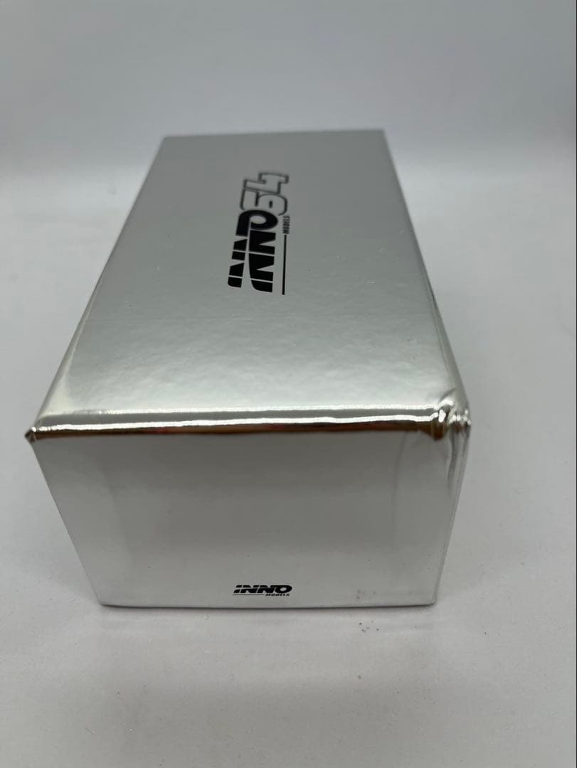 INNO MODEL(イノモデル)　LBWK　F40クローム チェイス