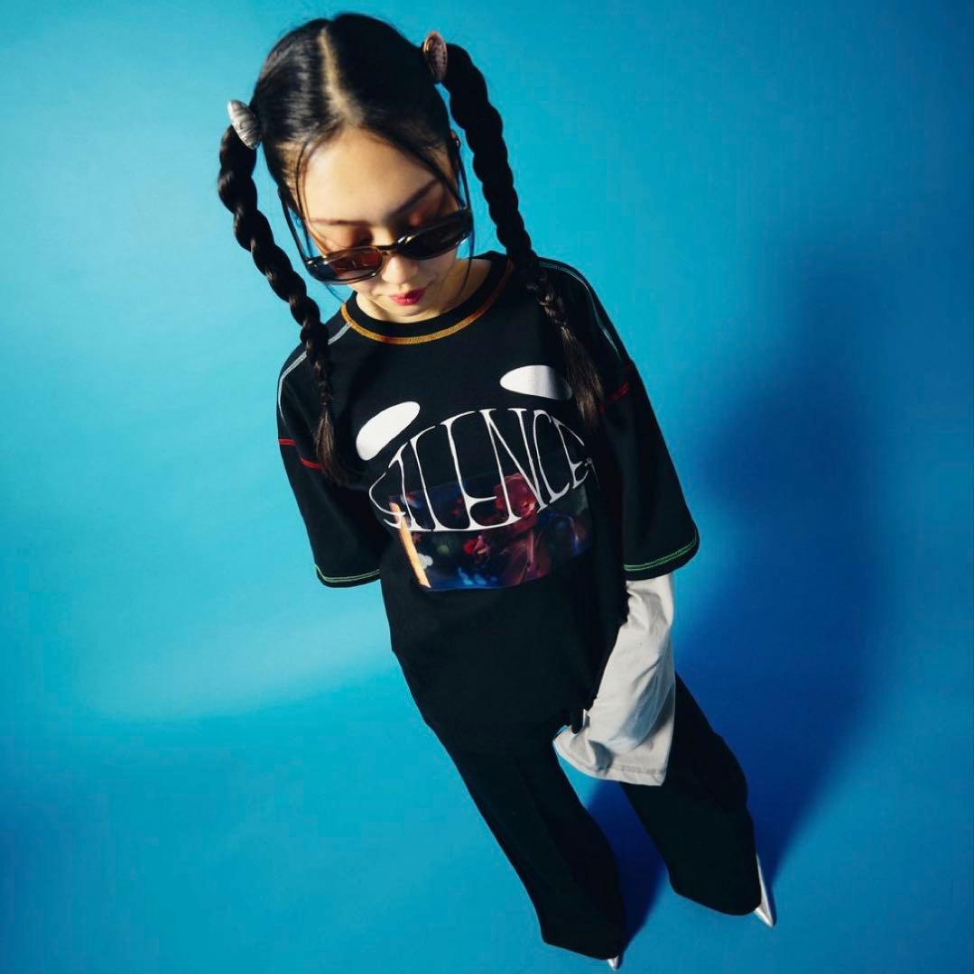 ミュージシャン Vaundy Logo Layered T-shirt SILENCE