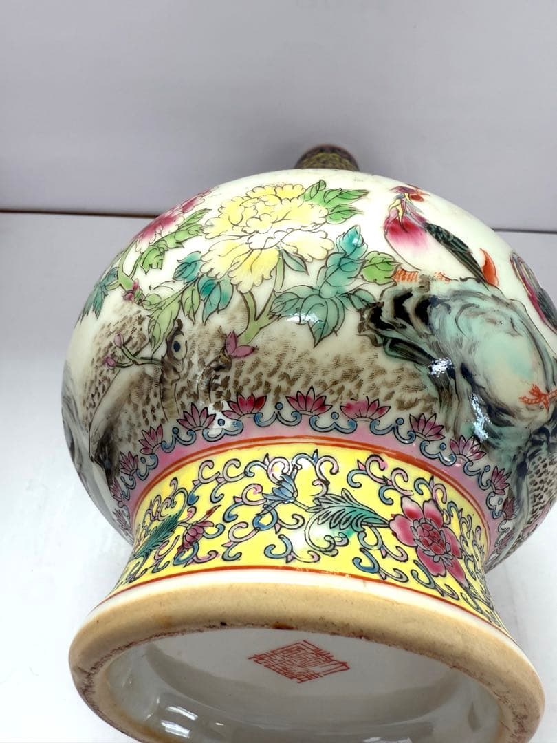 中国美術　大清乾隆年製　粉彩　送料込み