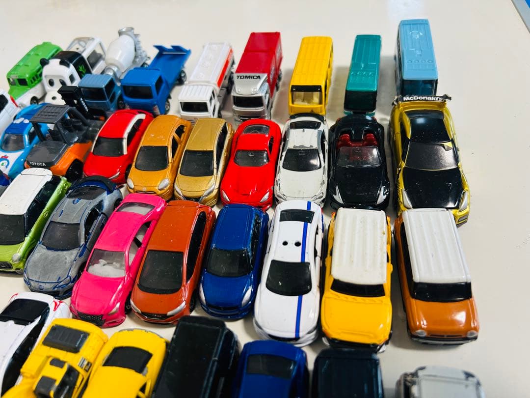 トミカ　まとめ売り39台