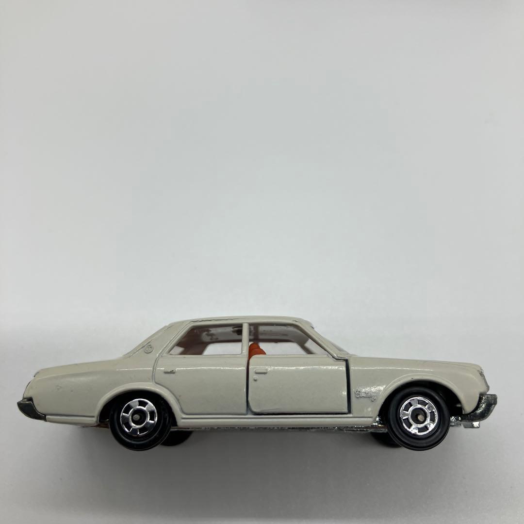 黒箱日本製トミカ　トヨタセンチュリー