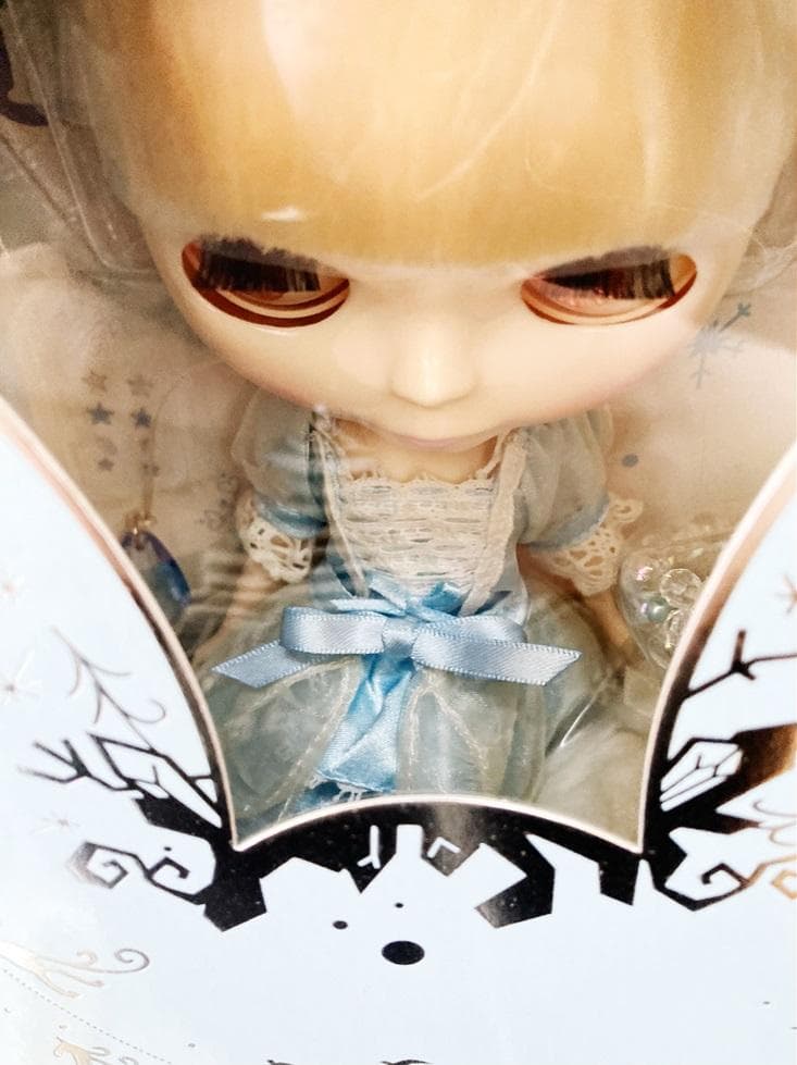 未開封・未使用！Blythe　ネオブライス　CWC限定ドール　ユキノナミダヒメ♪
