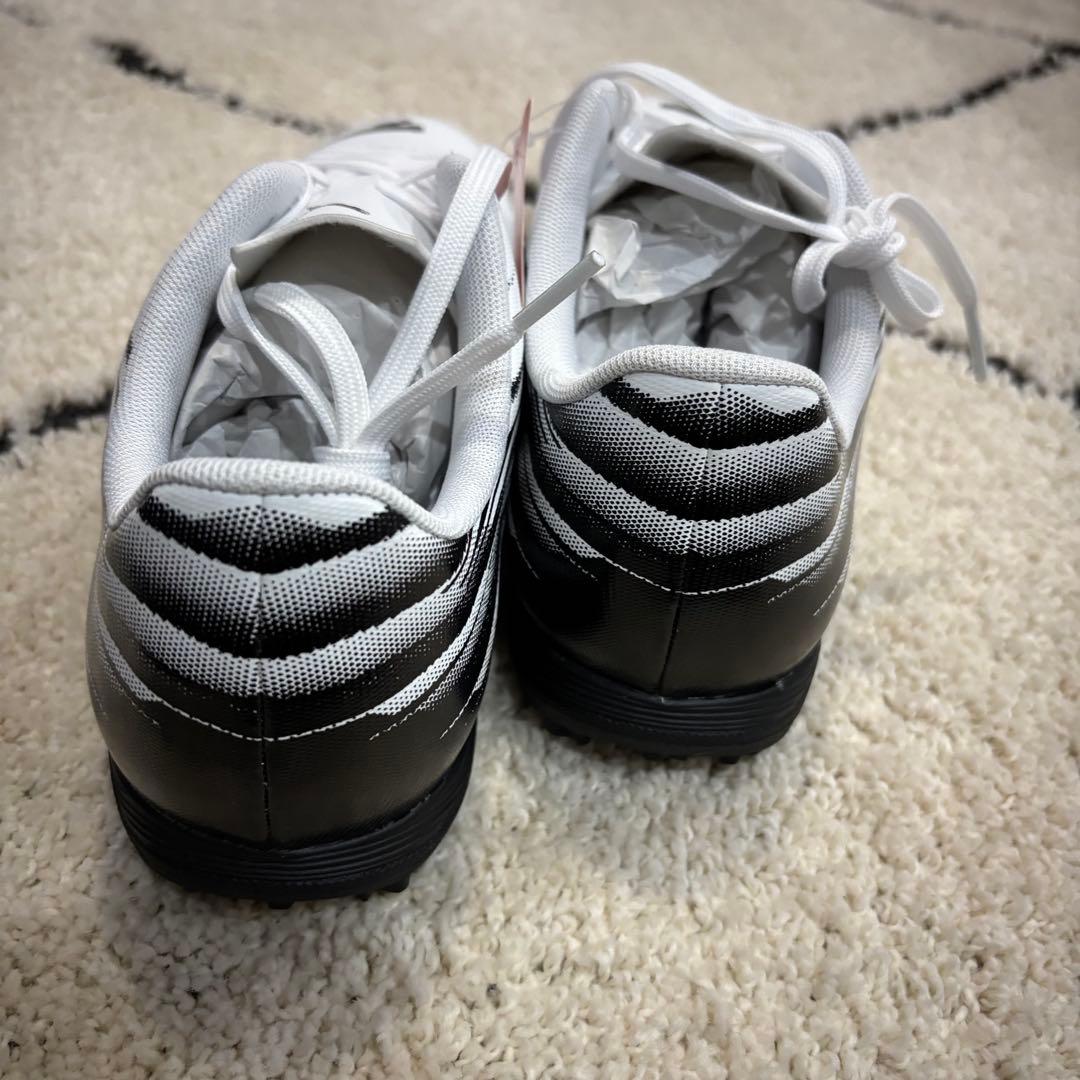 Puma フットサルシューズ サッカーシューズ ホワイト 新品タグ付き