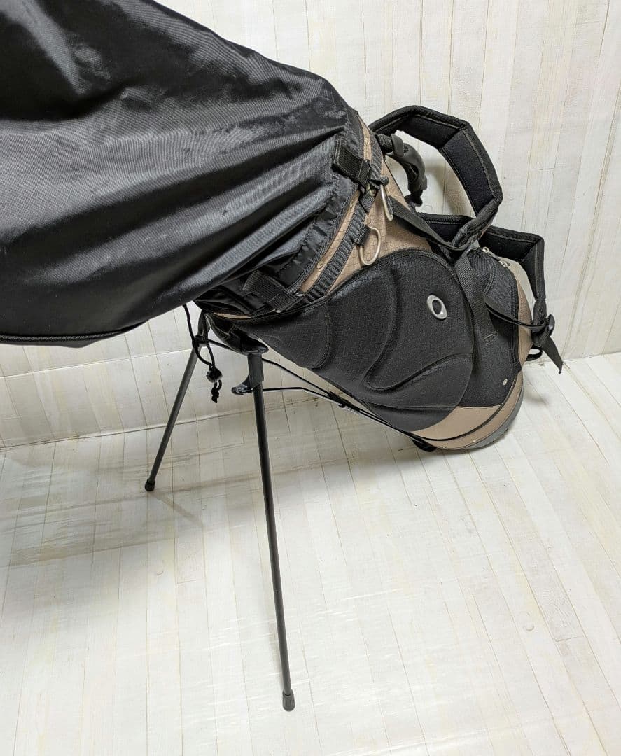 OAKLEY スタンド式キャディバック　オークリー　ゴルフバッグ