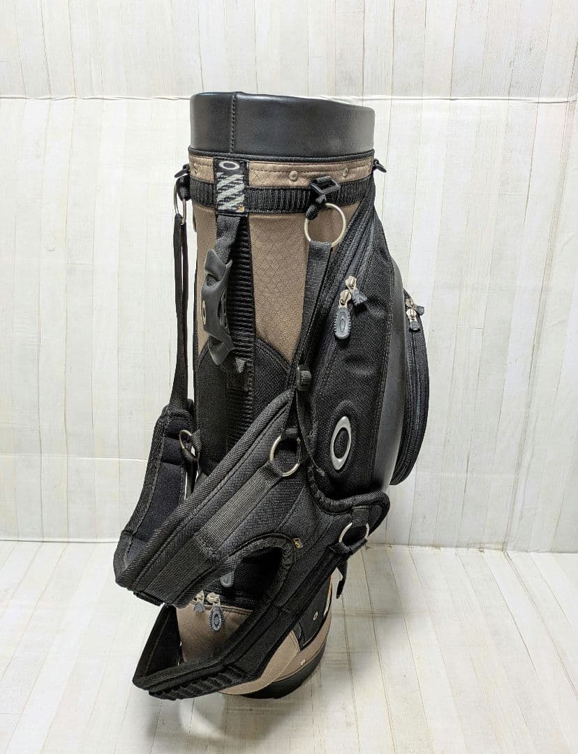 OAKLEY スタンド式キャディバック　オークリー　ゴルフバッグ