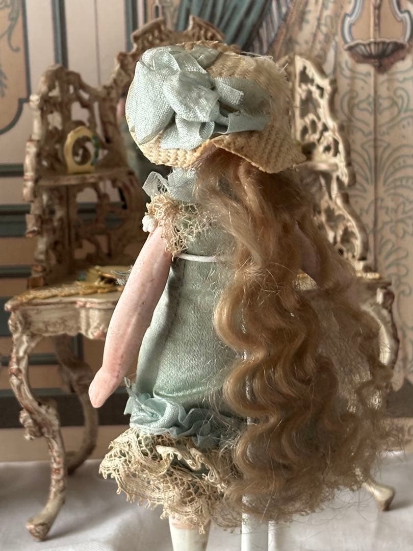 スペシャルアンティーク　フレンチミニョネット