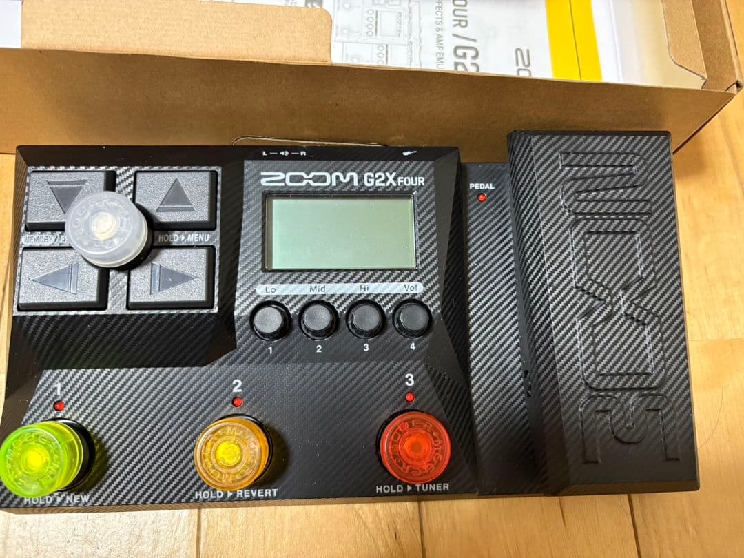 【ZOOM G2X FOUR】ズーム マルチエフェクター