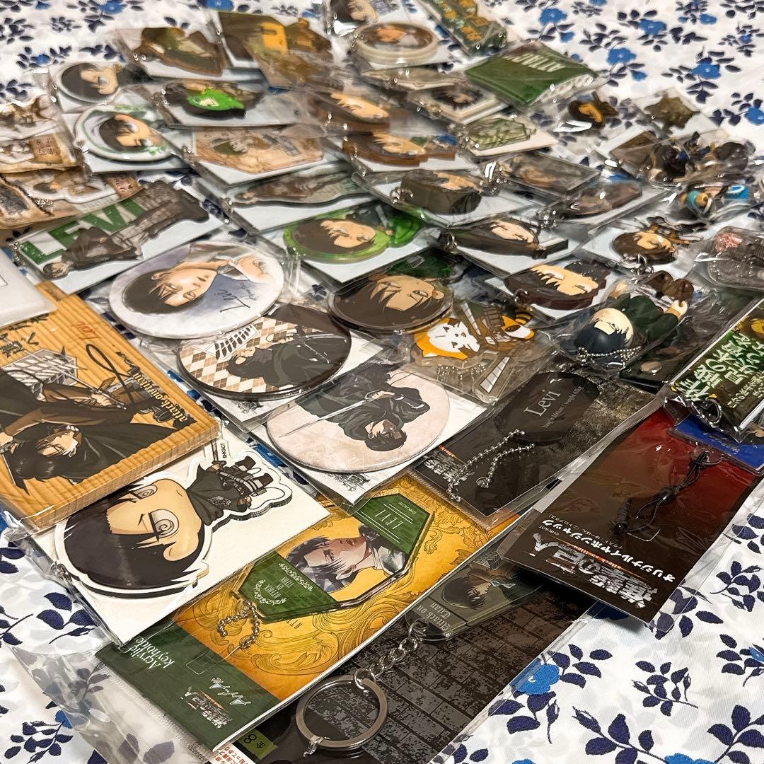 進撃の巨人 リヴァイ グッズ まとめ売り