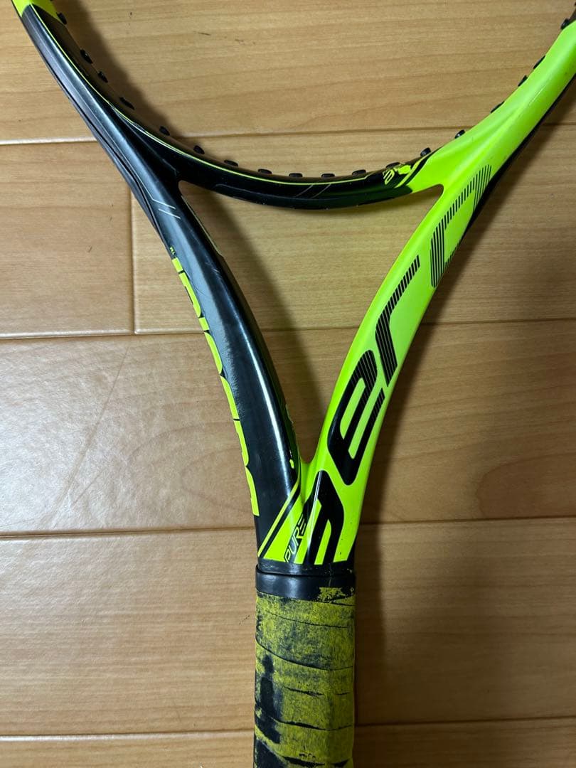 バボラ ピュアアエロ 2015年モデル テニスラケット