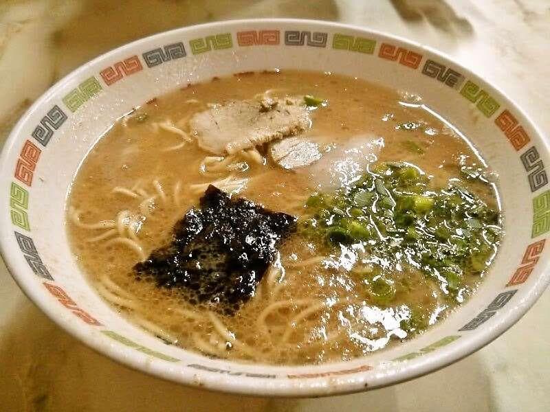 大特￥13700　丸星ラーメン監修　サンポー食品　本格久留米　濃厚豚骨棒ラーメン