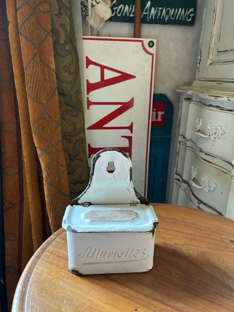 フランス　アンティーク　ホーロー　アリュメット缶　マッチ入れ　ホワイト　②