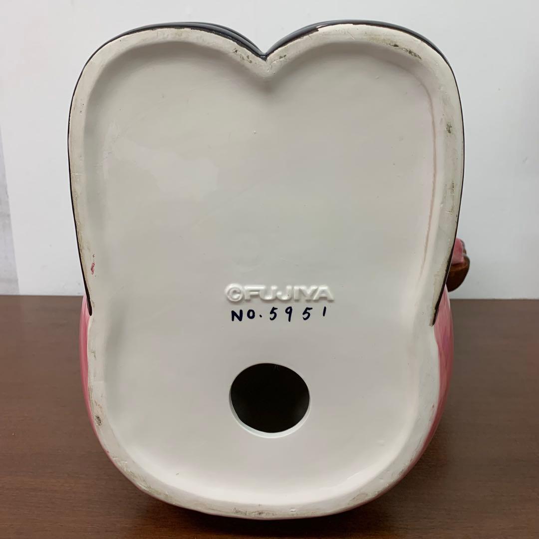 ❶希少 不二家 ペコちゃん ジャンボ 特大 陶器製置物 お座り 限定品 非売品