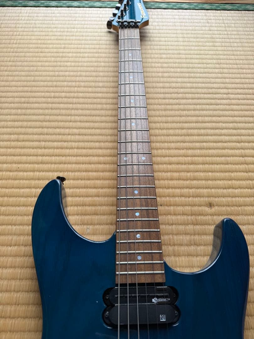 FERNANDES FR-85 サスティナー　完動品　ミントコンディション