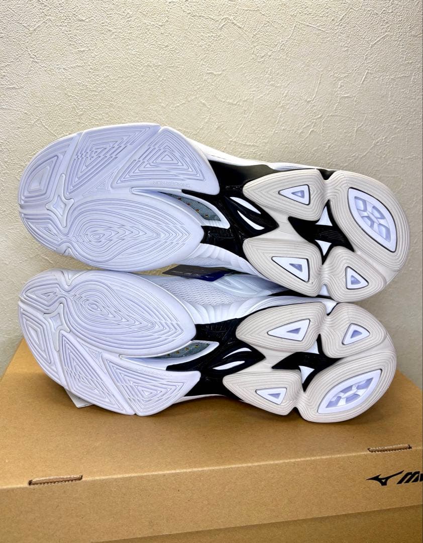 ミズノ バレーボール ウェーブライトニング Z7 V1GA225009 27cm