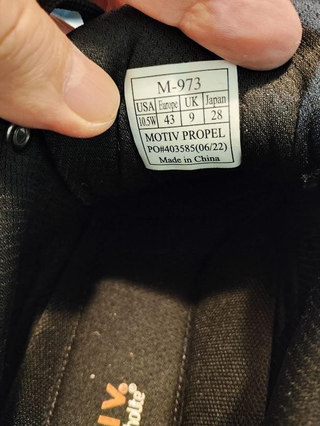 MOTIV ボウリングシューズ ブラック/オレンジ 28.0cm