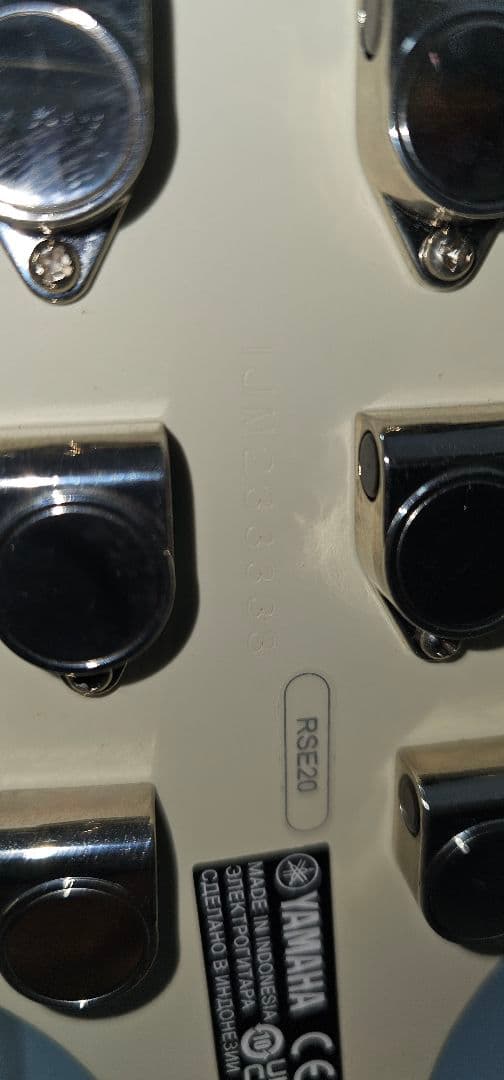 美品ヤマハ レブスター RSE20 おまけPU付 yamaha revstar白