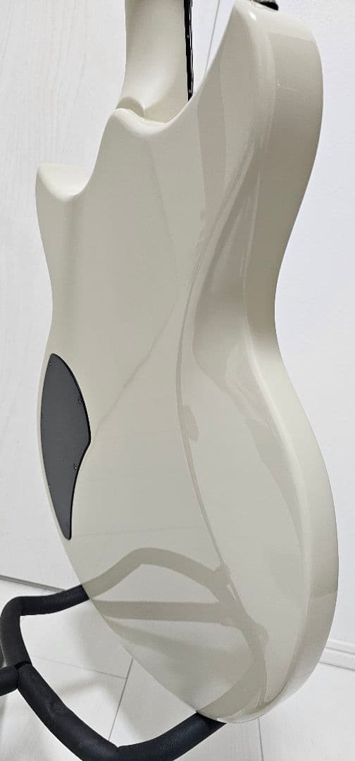 美品ヤマハ レブスター RSE20 おまけPU付 yamaha revstar白