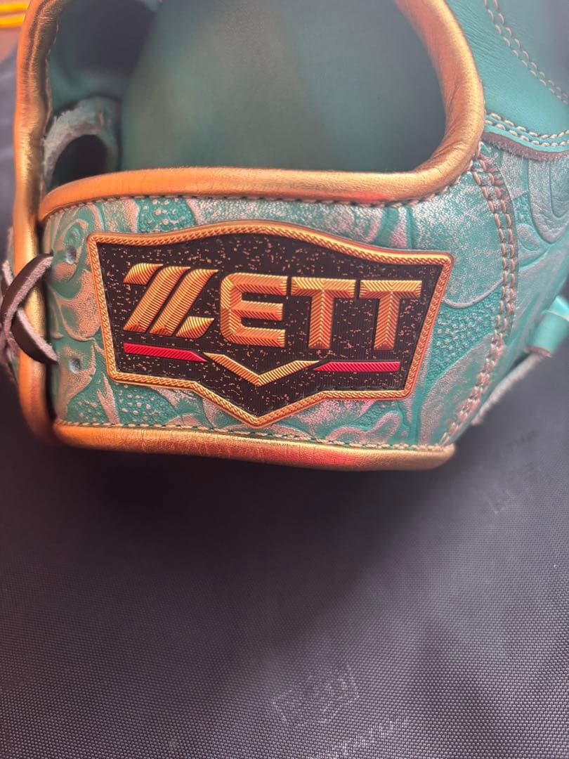 ZETT軟式用グラブ内野手用 源田モデル (マイナビオールスター2023モデル)