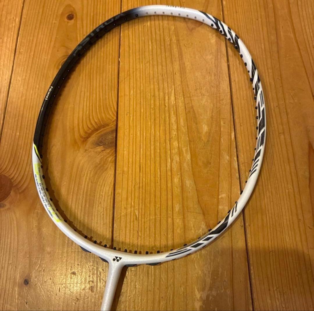 最終値下げ YONEX ASTROX 99 PRO 4u5g