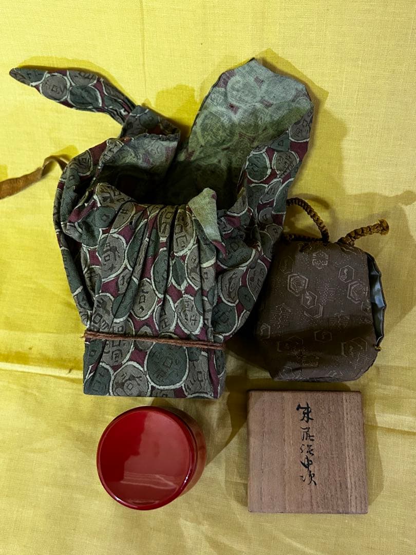 期間限定値下げ　骨董 茶道具 棗 （なつめ ）朱中次