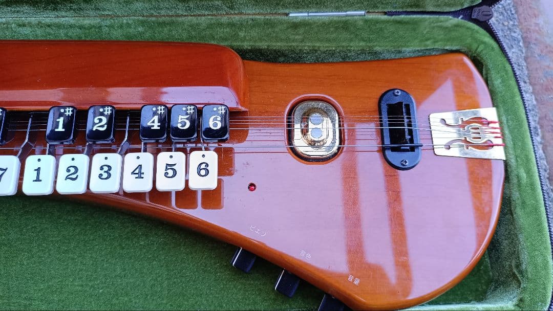 SUZUKI 電気大正琴 こはく ソプラノ CHK-1