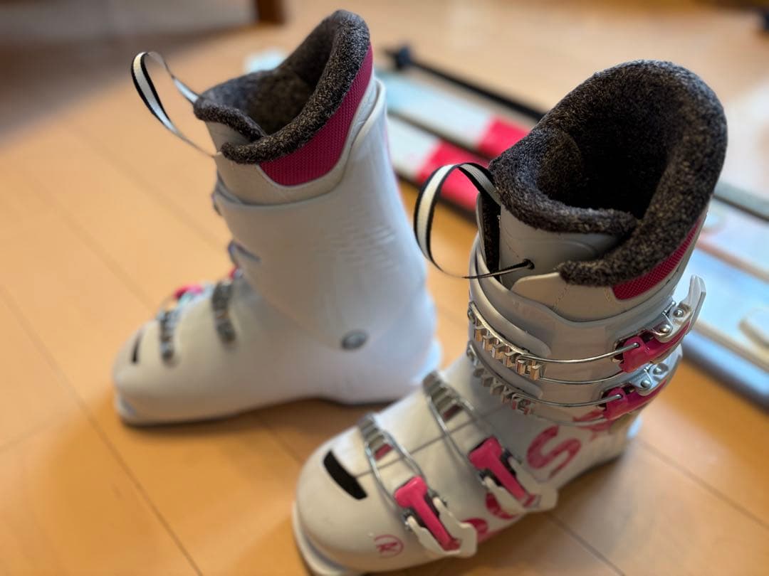 HEADスキー板137㌢　Rossi靴23.5 ストック100㌢のセット