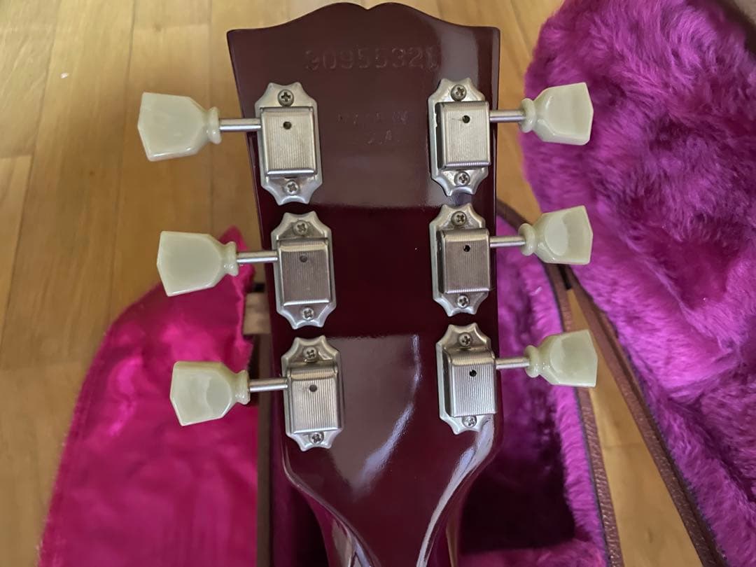 Gibsonレスポールスタンダード チェリーサンバースト