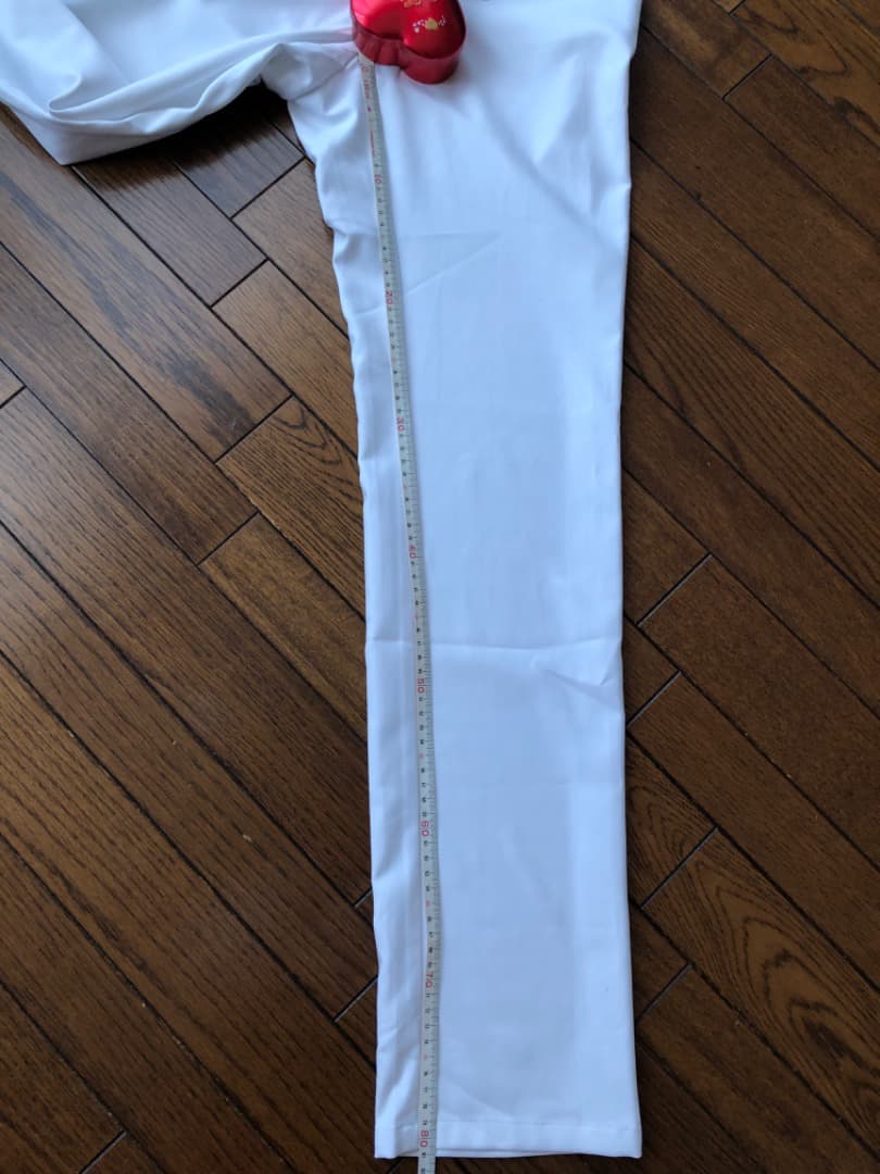 新品 L マンシングウェア ゴルフパンツ　春夏　ホワイト