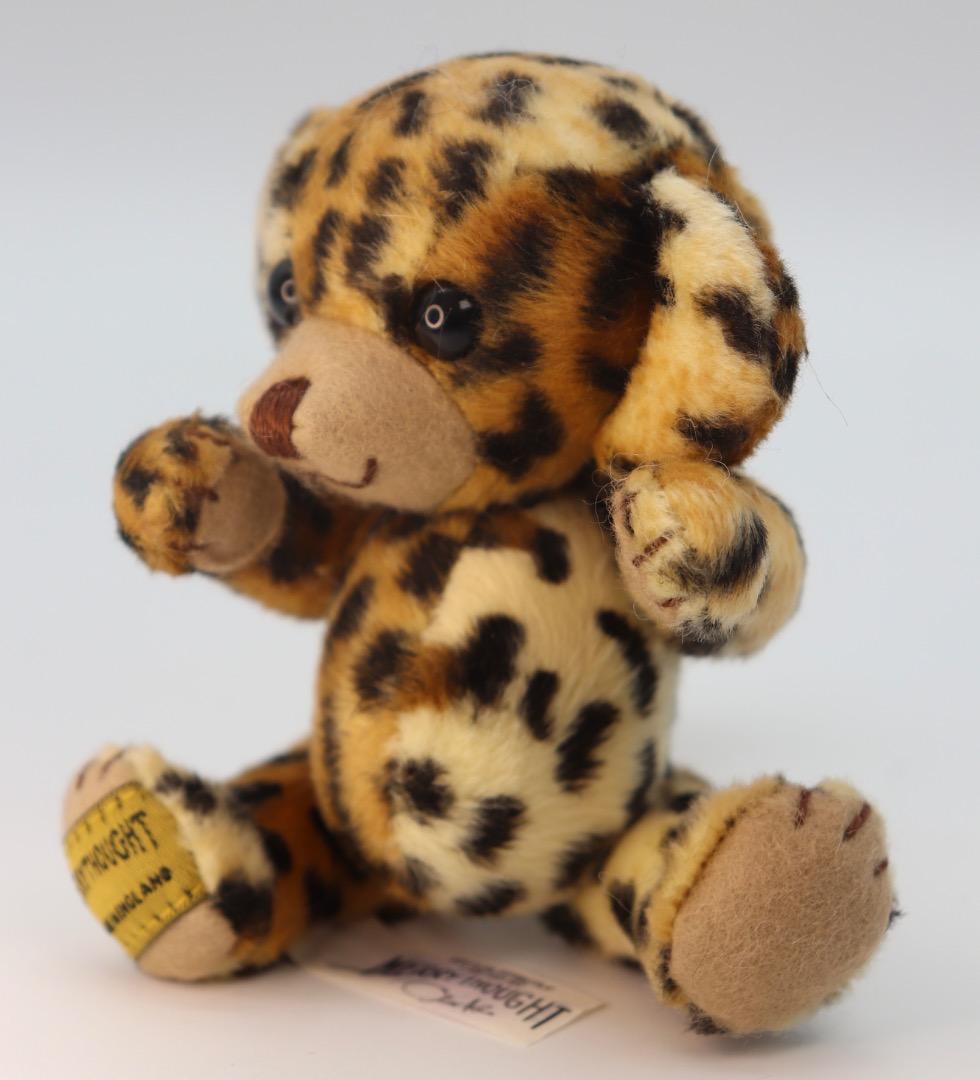 CHEEKY CHEETAH CUB Merrythought チーター14cm