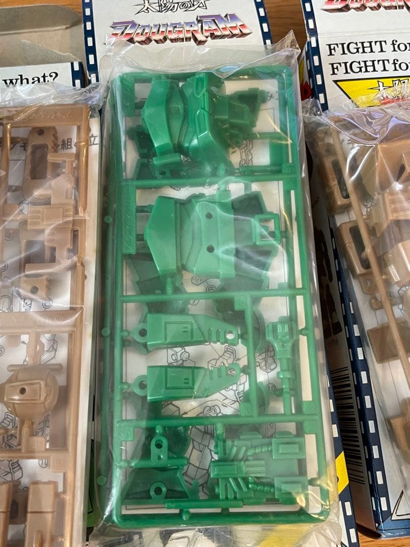 ダグラム プラモデル カバヤ 4体セット 未使用