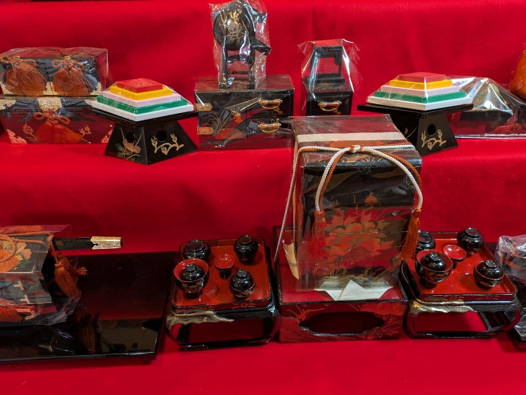 雛祭り道具　漆塗　工芸品　バラ売り可能