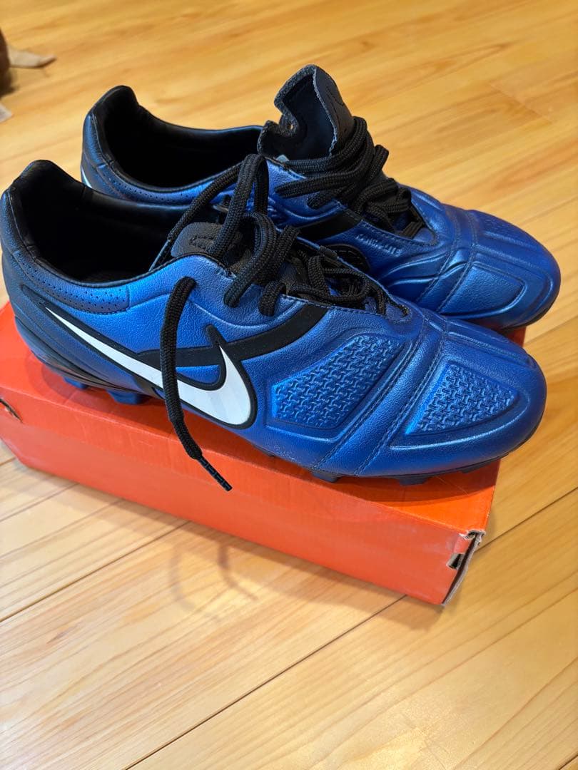 NIKE CTR360 マエストリHG25.5センチ