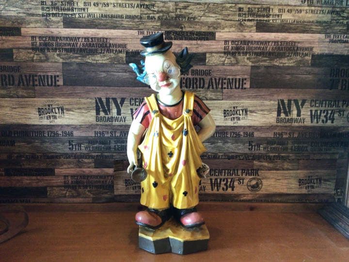 アンティークなピエロのオブジェ