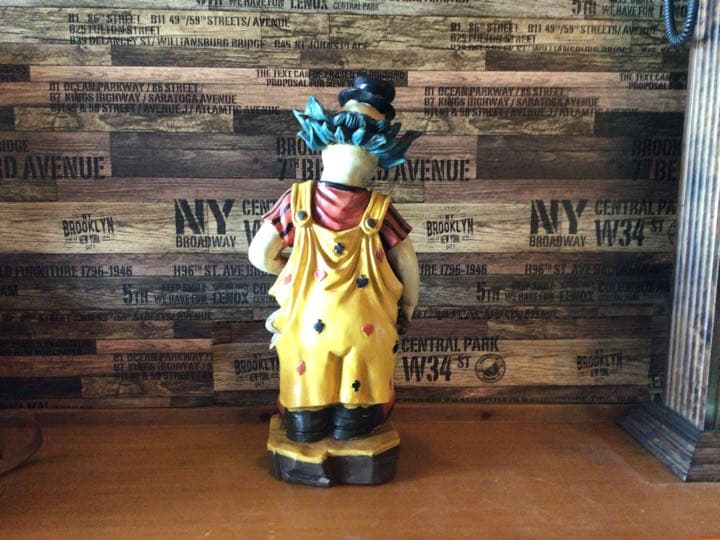 アンティークなピエロのオブジェ