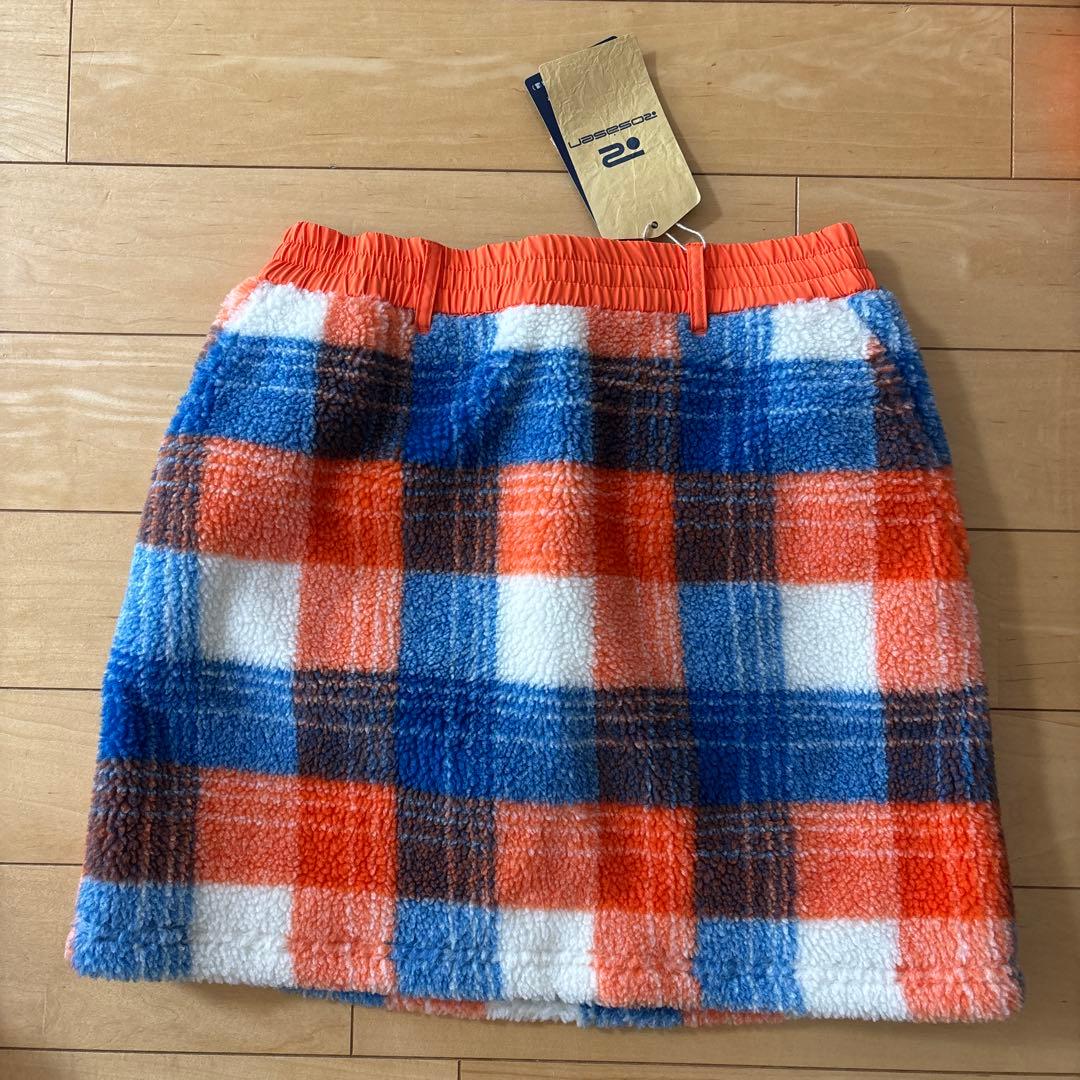 新品　ロサーセン　フリース フード付き　ベスト　スカート