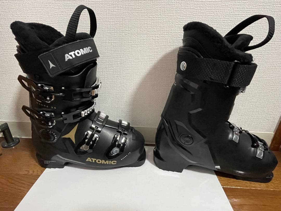 ATOMIC HAWX MAGNA75スキーブーツ　女性用24-24.5cm