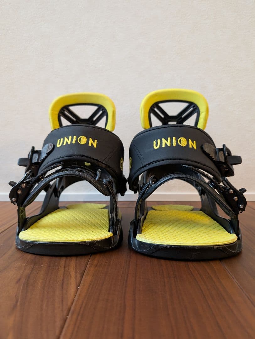 【キッズSサイズ】UNION スノーボードビンディング 黒/黄