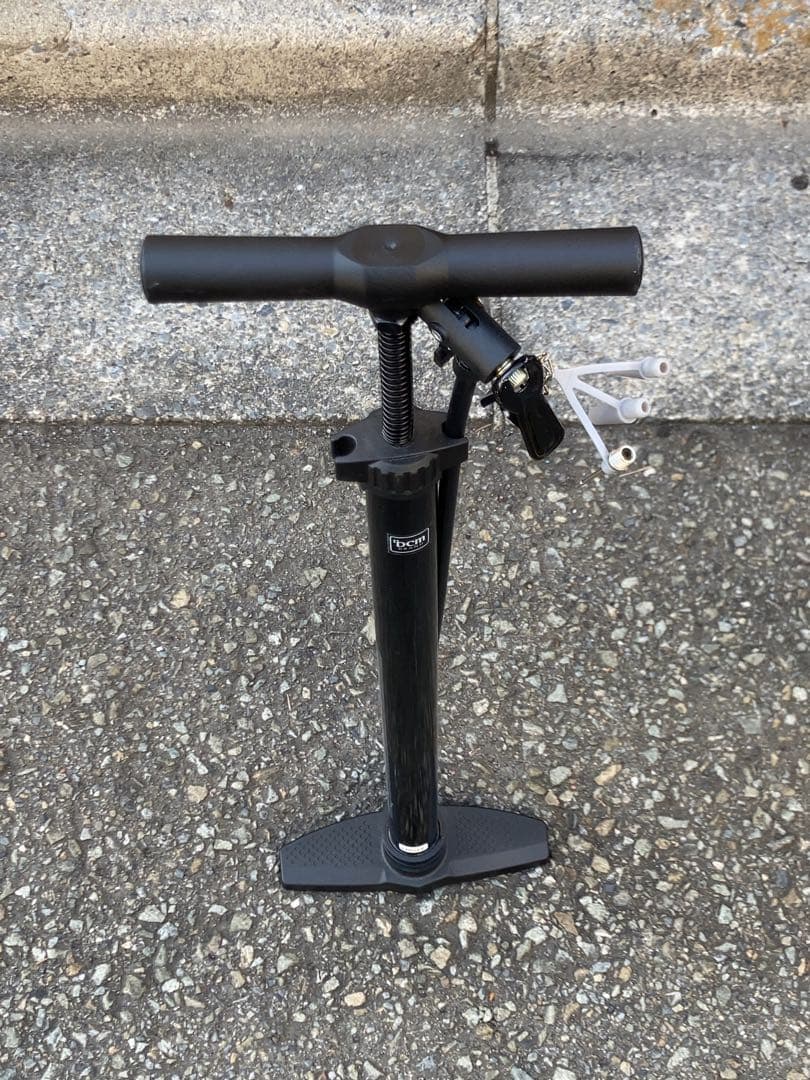 LIG MOVEクロスバイク黒/金 引き渡し限定 付属品あり 東京都世田谷区