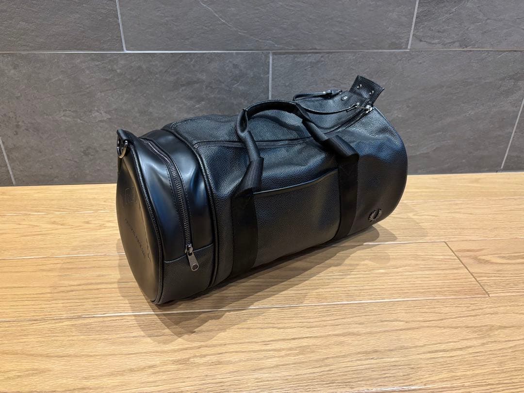 FRED PERRY フレッドペリー　ボストンバッグ バレルバッグ