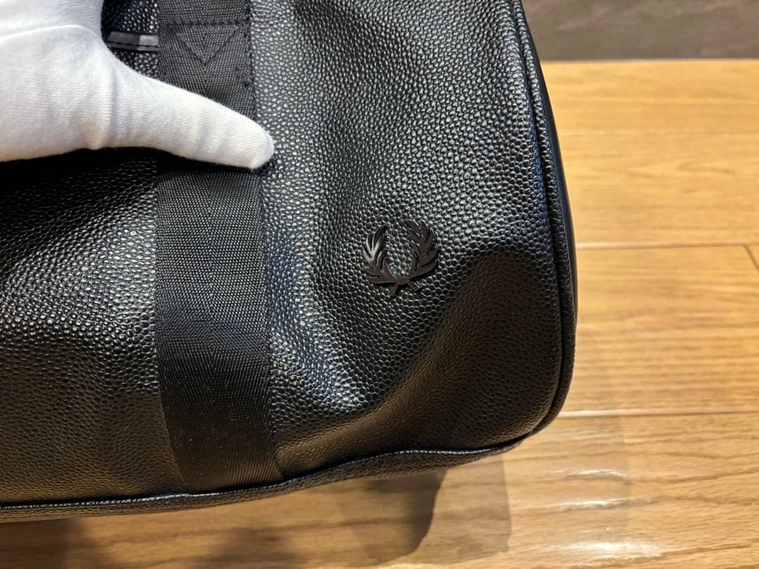 FRED PERRY フレッドペリー　ボストンバッグ バレルバッグ