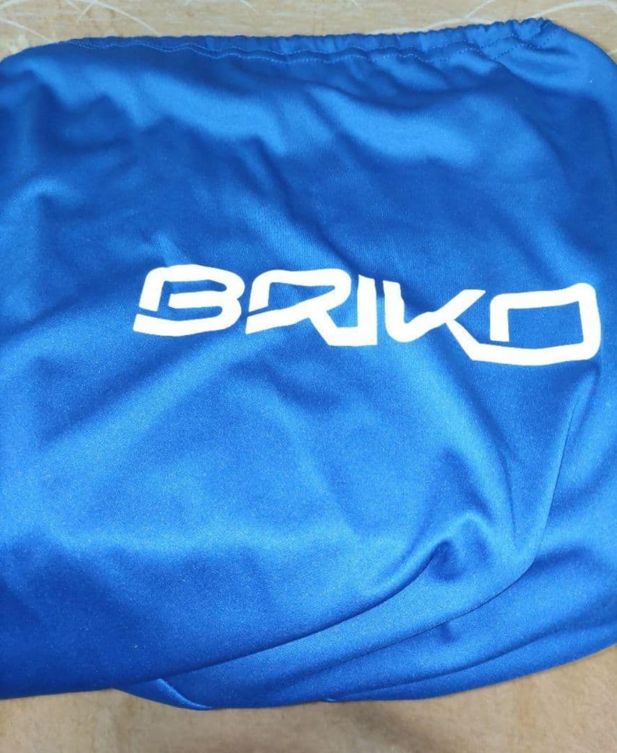 未使用保管品 BRIKO ブリコ VULCANO FIS 対応ヘルメット