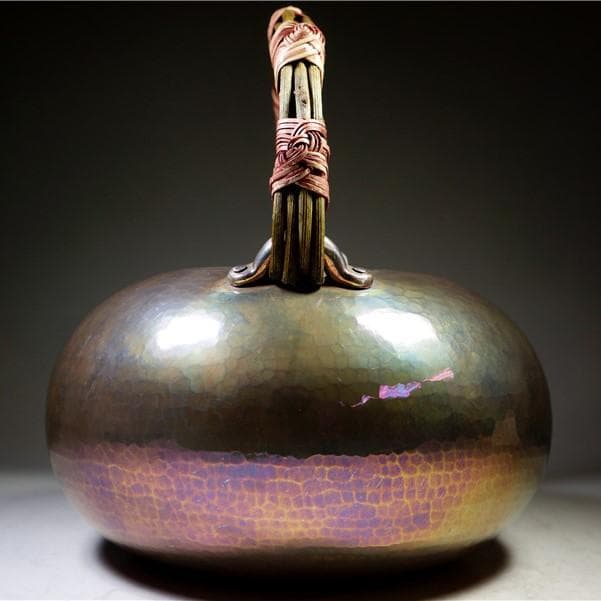 純銀製 三木造 槌目砲口 虹色 平寶珠形湯沸 箱付 銀瓶 煎茶道具 純銀保証