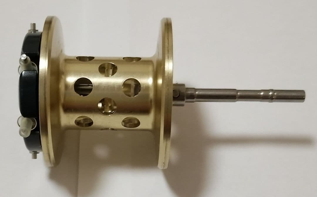 【美品】01カルカッタコンクエスト 101 シマノ