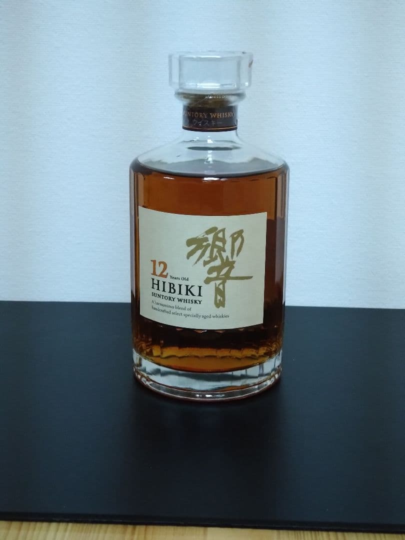 サントリー 響 12年 瓶 700ml