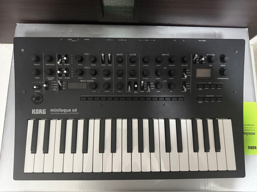 KORG minilogue xd シンセサイザー