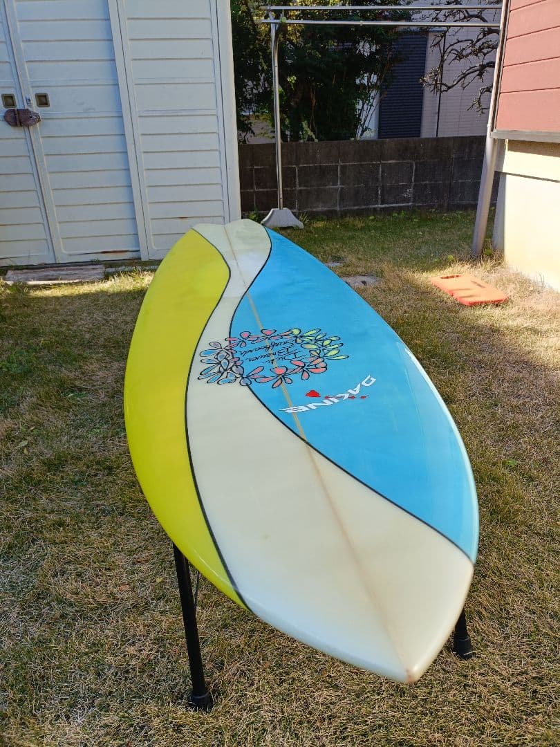 サーフボードショート ツインフィン