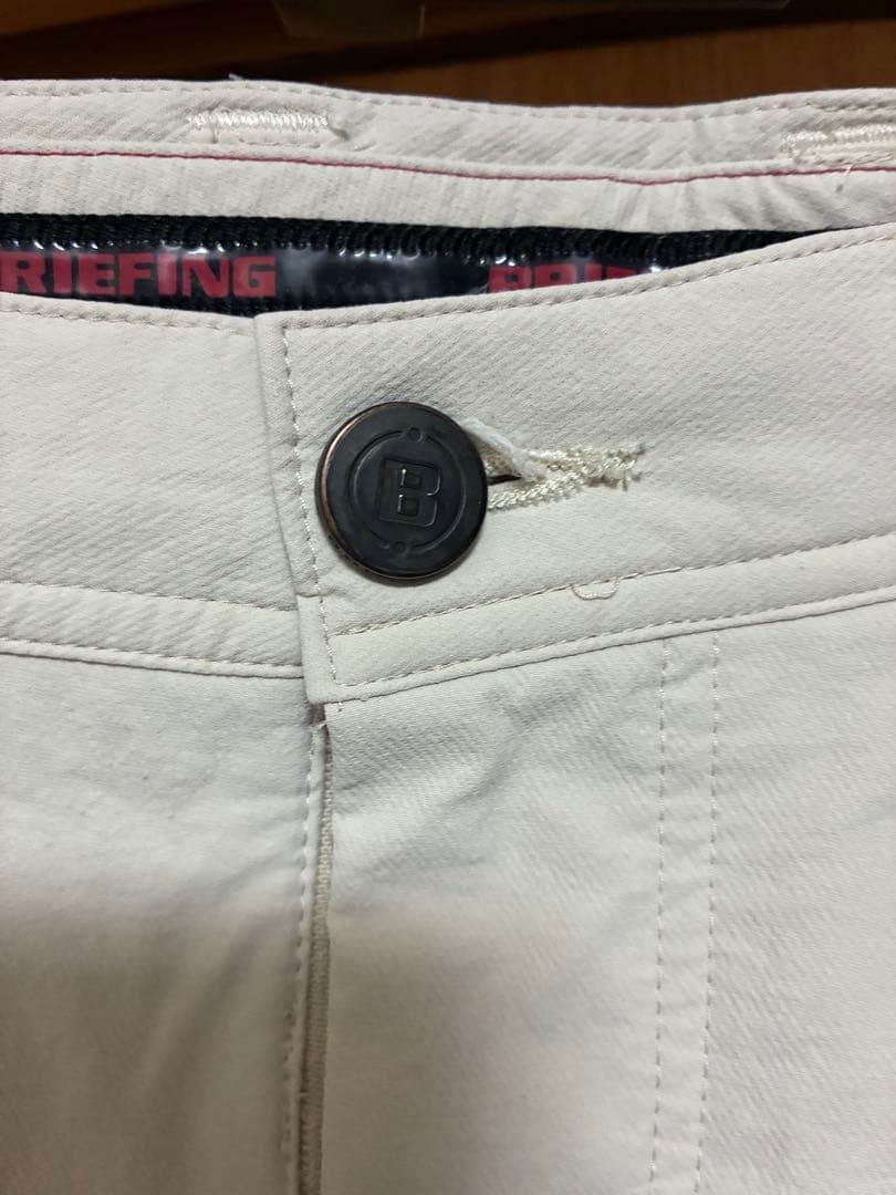 ア*ス様 BRIEFING　ブリーフィング　スリムフィット　ベージュパンツ　Lサ