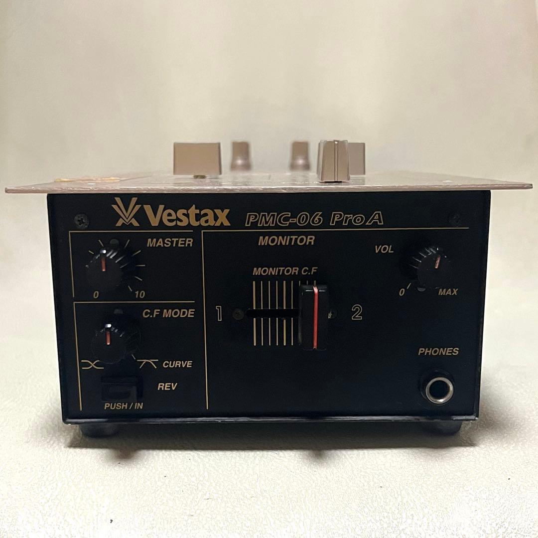Vestax PMC-06 ProA Vestax DJ mixerミキサー