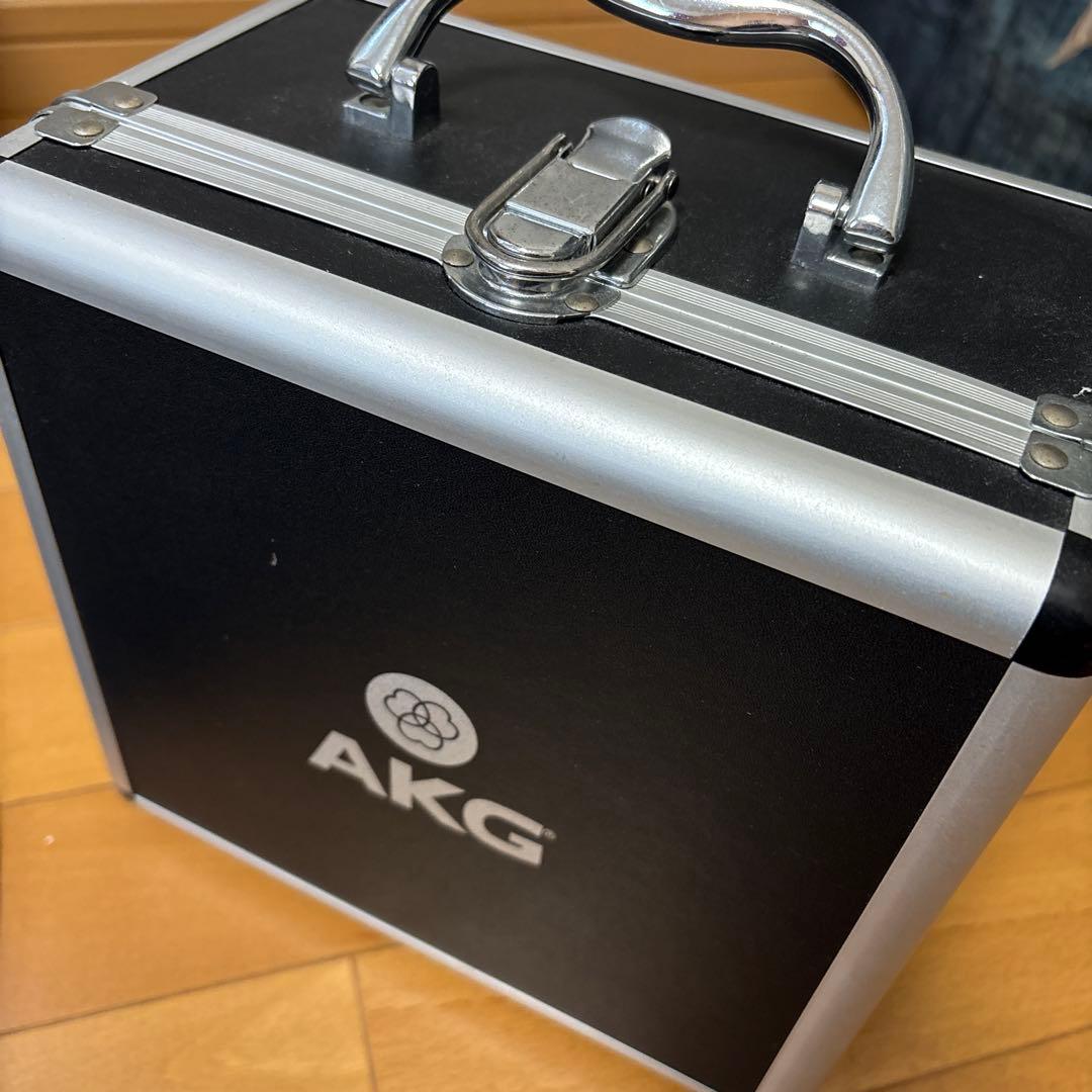 AKG P420コンデンサーマイク ハードケース付き